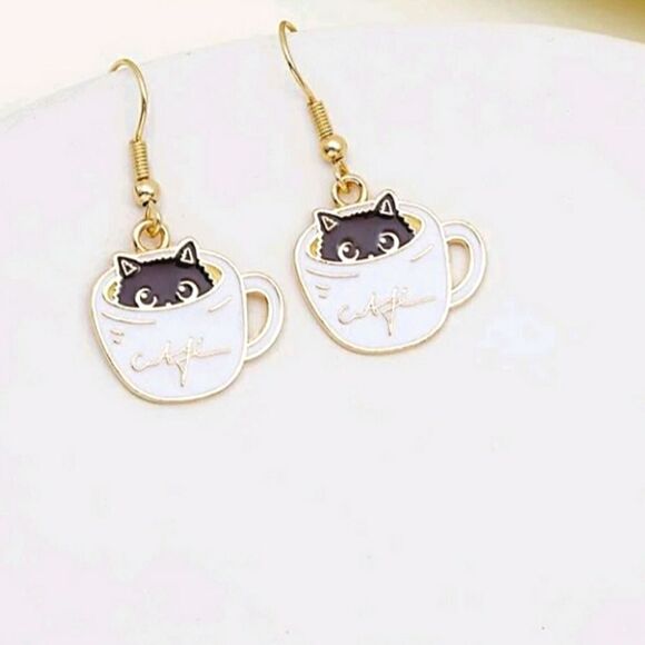 Cat Earrings  - Picture 7 of 7